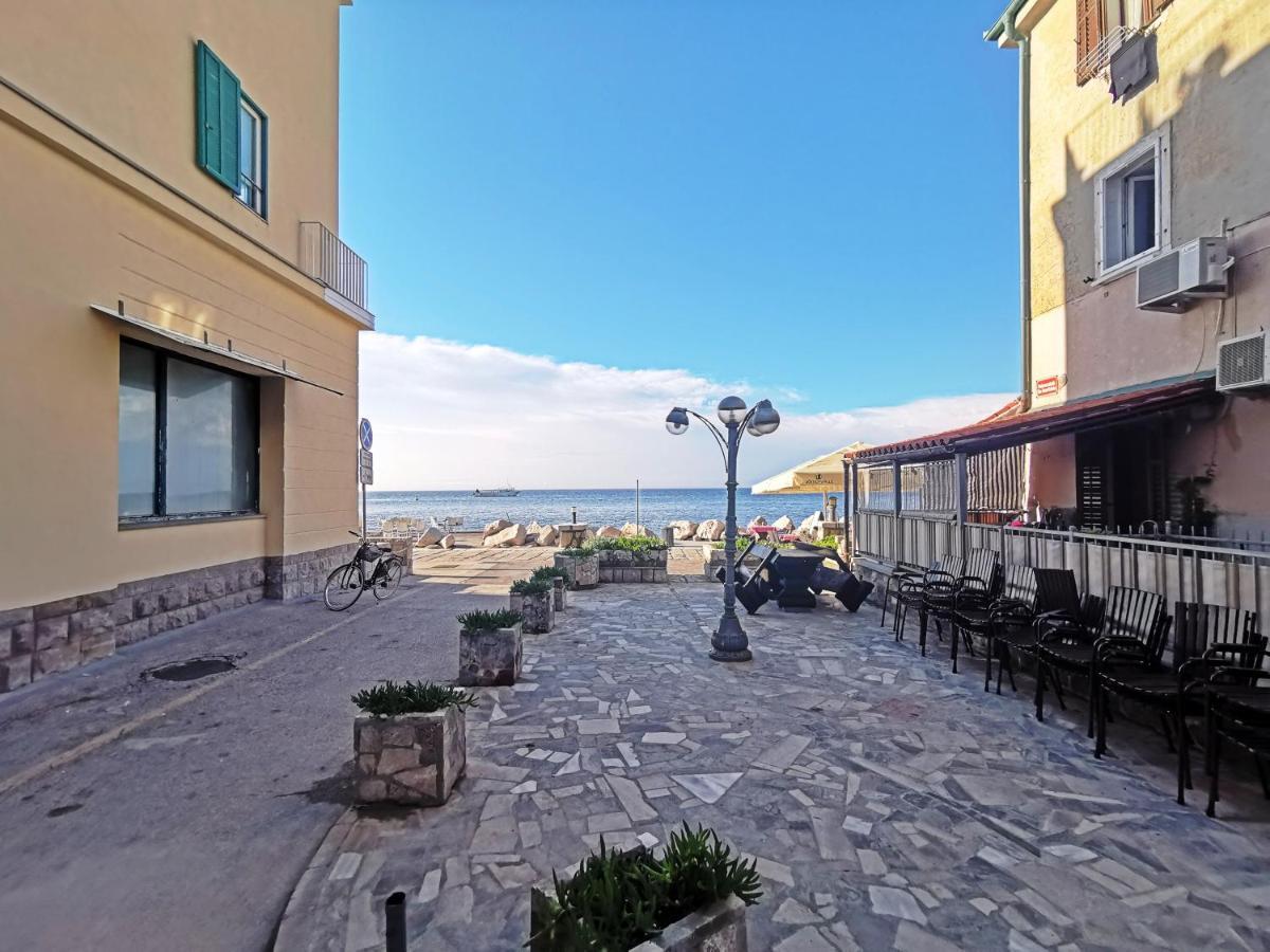 Ribiska Hisa - Old Piran Fisherman'S House Экстерьер фото